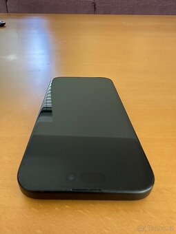 iPhone 15 256GB - 4