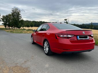 ŠKODA SUPERB 1.4 TSi 110kW - 4