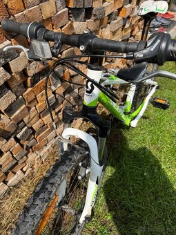 Dětské kolo SCOTT ContessScale Junior 24 – ve výborném stavu - 4