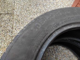 starší letní pneu Continental 205/55R16 V - 4