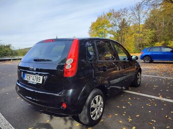 Ford Fiesta 1.3i 51Kw - 4