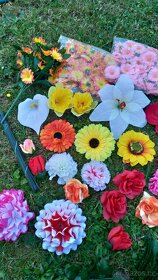 Umělé a voskované vazbové květy na aranžování - 4