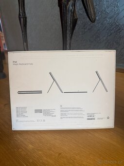 Apple Magic Keyboard Folio k iPadu - 4