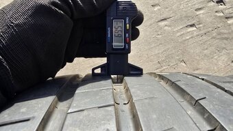 Letní pneu 275/35/19 Michelin - 4