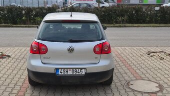 VW Golf 5  1,6 MPi - 4