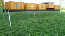 Stojan pod včelí úly - 4