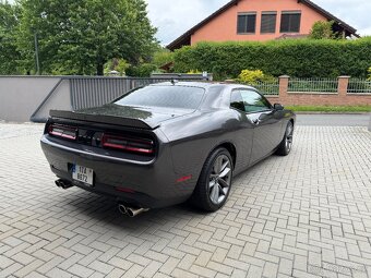 Dodge Challenger R/T 5.7 HEMI V8 375 HP, 2021 - 4