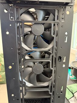 Herni pocitac i7 / 32GB RAM / RTX 3070 8GB - 4