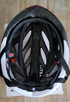 Cyklistická helma Uvex - 4
