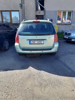 Peugeot 3 307 - 4