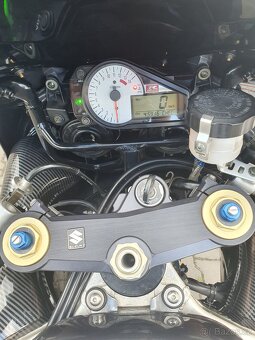 Suzuki GSXR 1000 - 4