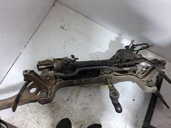 Uložení motoru, převodovka řízení, stabilizátor VW Passat B6 - 4