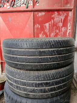 letni pneu continental 235/65 R16C dezen 5,5mm - 4