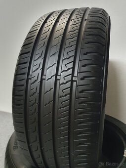 2x ZÁNOVNÍ 215/50 R17 Letní pneu Barum Bravuris 5hm - 4