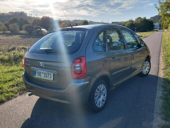 Citroen Xsara Picasso 2009 - 4