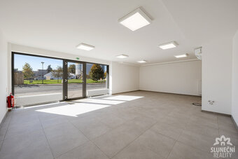 Pronájem obchodního prostoru, 55 m², Staré Město - Velkomora - 4