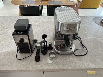 Sage Bambino plus + De'Longhi KG89 - 4
