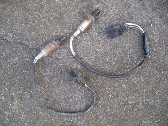 Prodám na Škoda Octavia I 1996-2000 lambdy, nádobku,panty. - 4