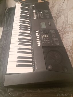 Prodám Yamaha PSR e423. - 4