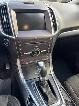 Ford S - Max Titanium - 4