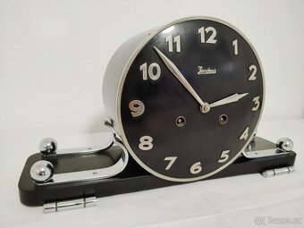 funkcionalistické hodiny Junghans - 4