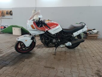 Honda - 4