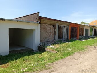 Pronájem dvou garáží vedle sebe Litvínov Hamr - 4
