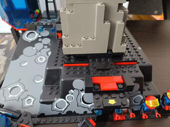 LEGO Space 6959 Lunar Launch Site +návod - 4