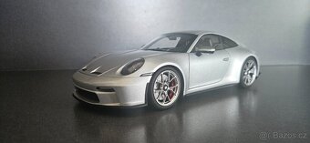 Norev Porsche 911 992 GT3 Touring 2021 - 4