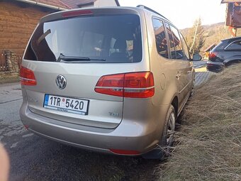 Volkswagen Touran 1,6 TDI (2012) - 4