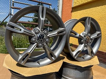 Alu kola 5x112 r17 originál Seat Leon FR - 4