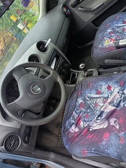 Seat - 4