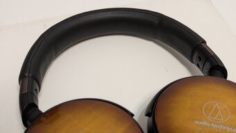 Audio-Technica ATH-WP900 - 4