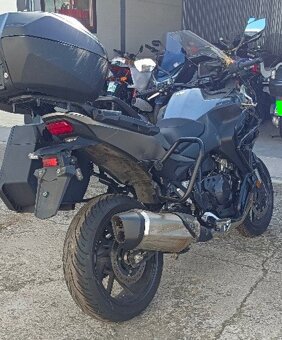 Honda NT 1100 75kw rv:2023/3 10tis kM.Havarované motor start - 4