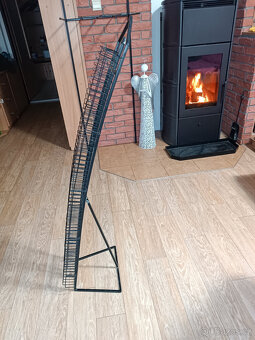 Stojan na kazety - 4