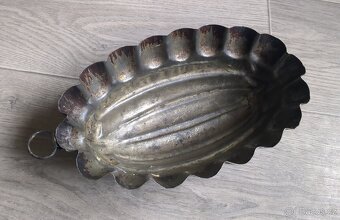 Starožitná KUCHYŇSKÁ FORMA - 4