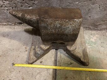 Kovářská kovadlina - 4