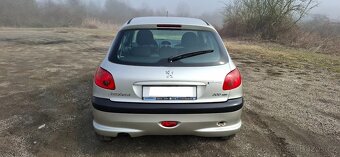 Peugeot 206 1.4HDi / ČR1 / KLIMA / NOVÁ STK 3/2028 - 4