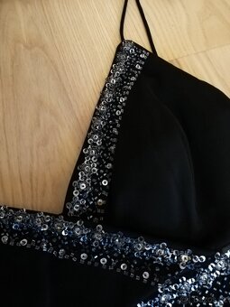 Plesové šaty s přehozem - 4