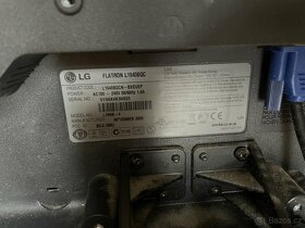 Monitor LG- dobrý stav, cca 19 palců - 4