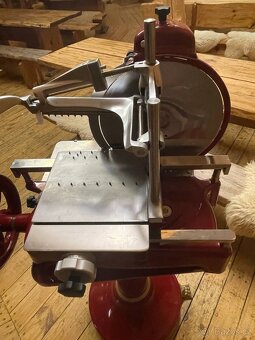 Nářezový stroj Noaw - 4