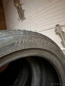 Zimní pneu 245/45R18 Bridgestone Blizzak - 4
