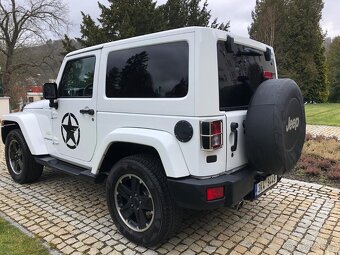 Jeep wrangler 3.6 SAHARA 209kw první majitel - 4
