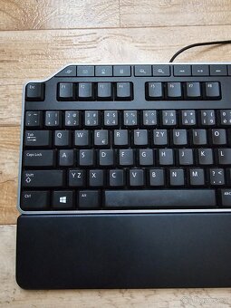 Špičková klávesnice Dell KB522 černá CZ s původním Shiftem - 4