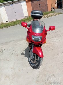 Kawasaki ZZR 600 2001 - 4