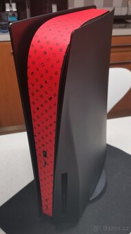 Černé kryty na Playstation 5 s mechanikou (fat) - 4