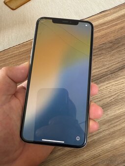 Ipohone 11 Pro Max 256 GB stříbrný - 4