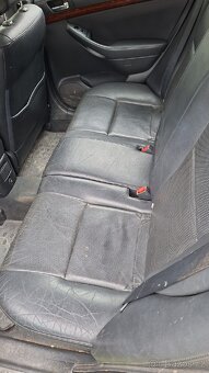 Toyota Avensis Combi 2,2 Diesel - 4