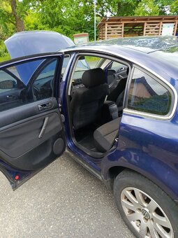 VW Passat 1,9 TDI sedan B5,5 96 kw - 4