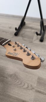 Elektrická kytara Bach Stratocaster - 4